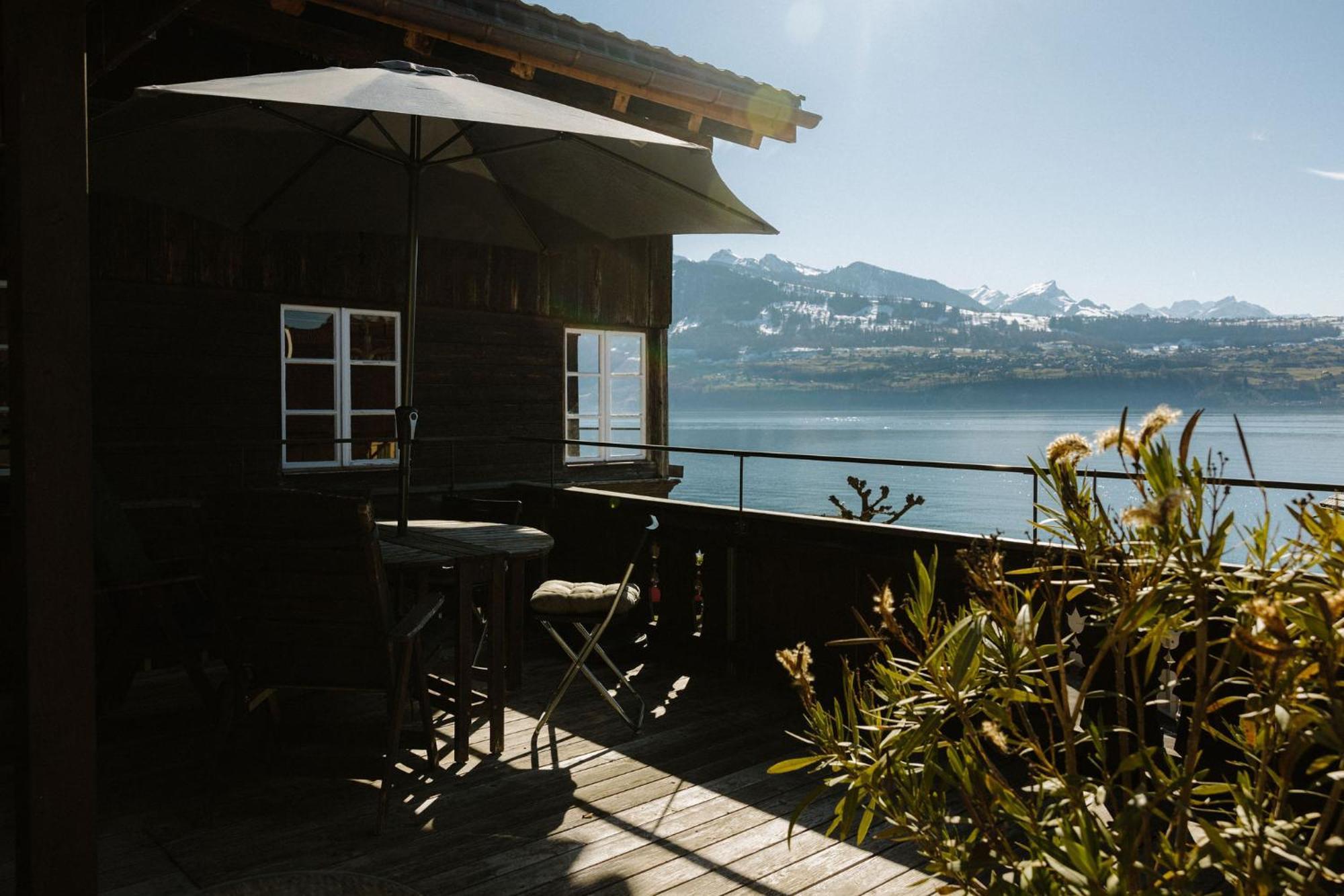 Bijou Beatus - Lakeview Sunset Retreat