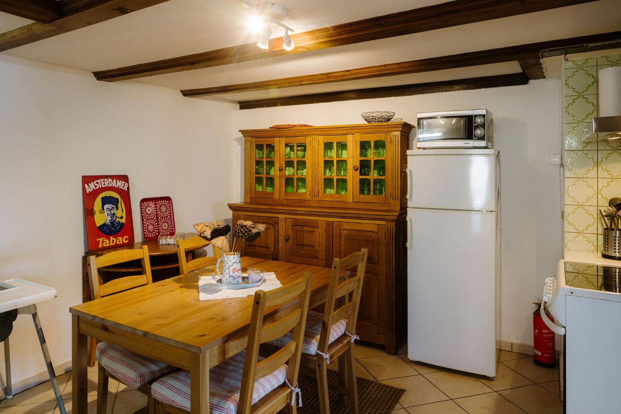 Bijou Beatus - Lakeview Sunset Retreat Apartamento Merligen