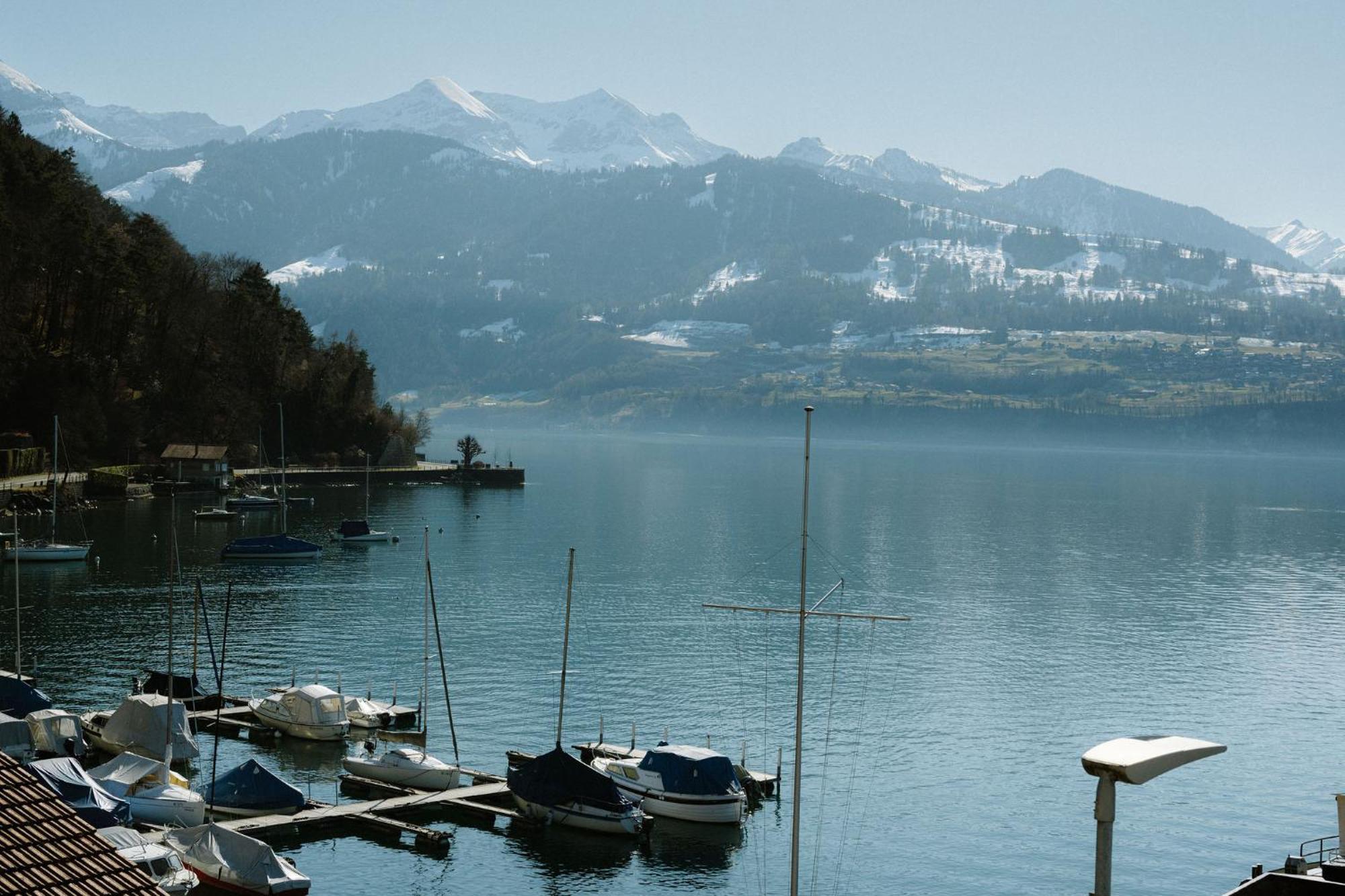 Bijou Beatus - Lakeview Sunset Retreat Apartamento